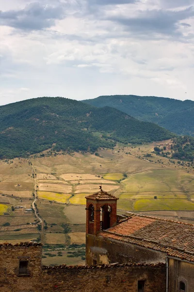 シチリア島 イタリアの真ん中にあるSperlingaの小さな町の眺め — ストック写真
