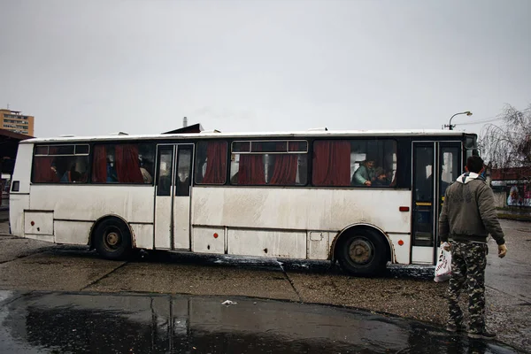 Братислава Словакия Декабря Взгляд Старый Разрушенный Автобус Эпохи Совьета Декабря — стоковое фото
