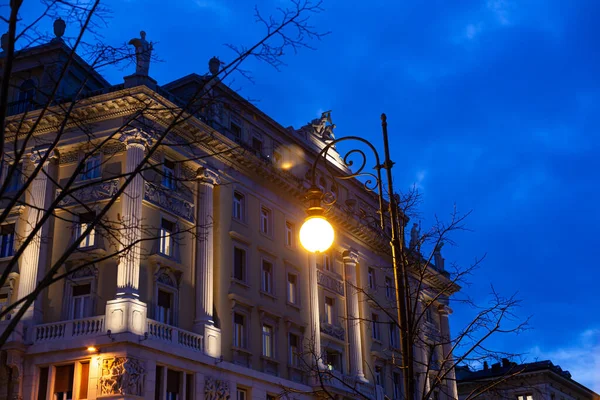 Vue Soirée Bâtiment Historique Trieste Italie — Photo