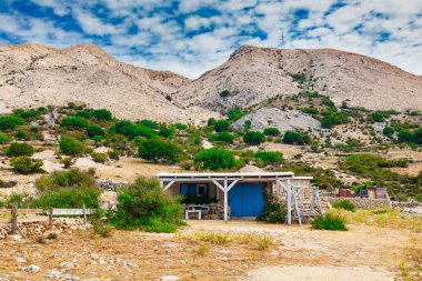 Stara Baska kırsalında bir ev, Krk. Hırvatistan