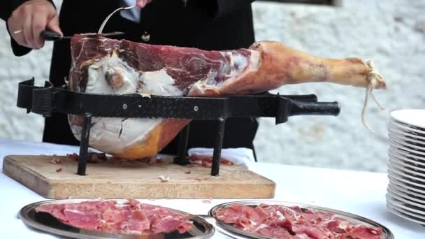 Waiter While Slicing Jamon Spanish Ham — Stock Video