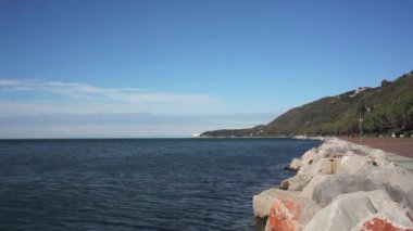 Miramare kalesi manzarası, Trieste 'deki Barcola.
