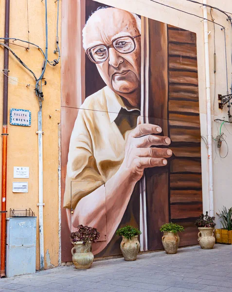 Porto Empedocle Italië Juli Zicht Murales Eerbetoon Aan Siciliaanse Schrijver — Stockfoto