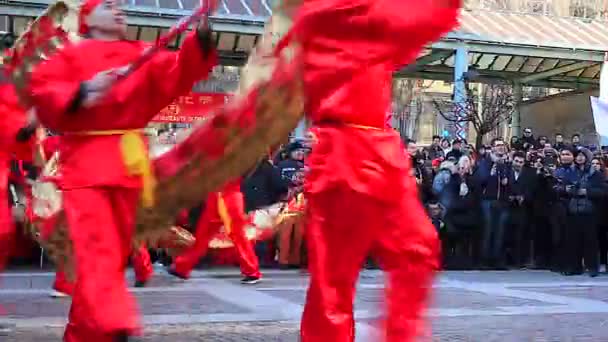 2013年中国新年游行中的人们 — 图库视频影像