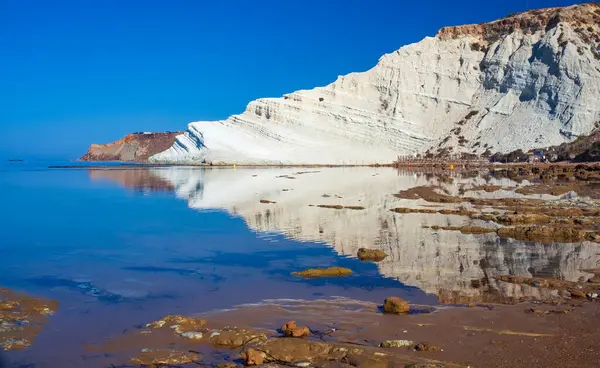 Вид Scala Dei Turchi Дивовижна Вапнякова Порода Крутиться Дивовижному Морі — стокове фото