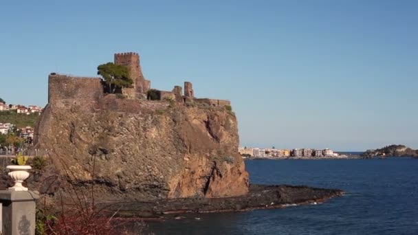 Zicht Acicastello Schilderachtige Stad Sicilië — Stockvideo