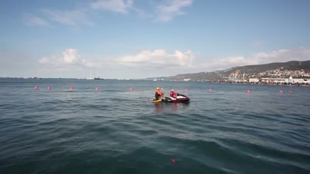 Trieste Italien Oktober 2017 Die Wasserretter Patrouillieren Auf Einem Jetski — Stockvideo