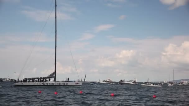 Trieste Italien Oktober 2017 Maxi Jena Motorboot Tempus Fugit Gewinnt — Stockvideo