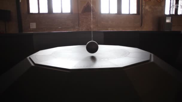 Foucault Pendulum Peronmotion Palazzo Della Ragione Padova — 비디오