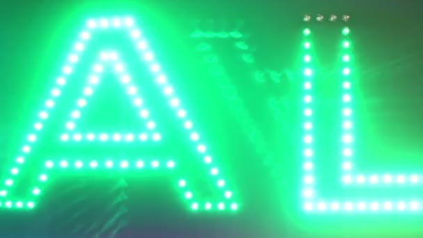 Зеленые Неоновые Буквы — стоковое видео