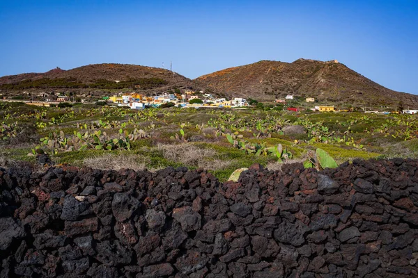 Characteristic View Dry Stone Wall Built Lava Stones Town Linosa — Stock Photo, Image