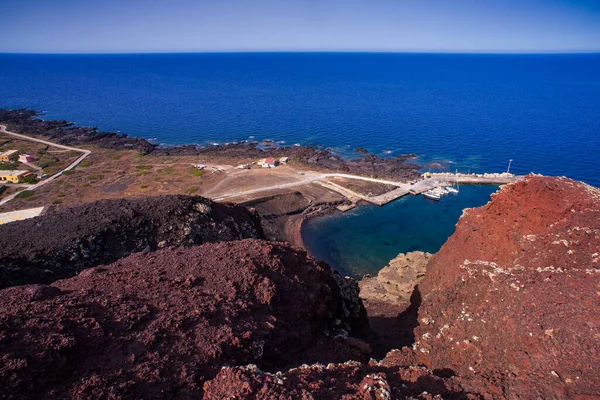 Bovenaanzicht Het Strand Genaamd Cala Pozzolana Ponente Vanaf Top Van — Stockfoto