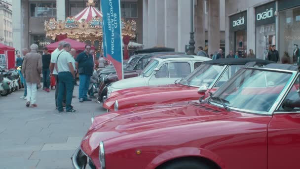 Trieste Italien Oktober Alte Fiat Fahrzeuge Werden Beim Nationalen Tag — Stockvideo