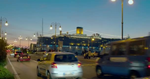 Trieste Talya Ekim 2020 Trieste Rıhtımına Yanaşan Costa Yolcu Gemisinin — Stok video