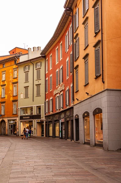 Bergamo Itália Julho Vista Rua Comercial Cidade Julho 2021 — Fotografia de Stock