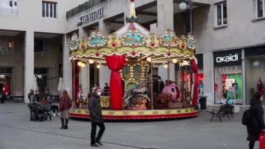 Trieste, İtalya - 02 Şubat 2021 'de Atlıkarınca' nın görüntüsü