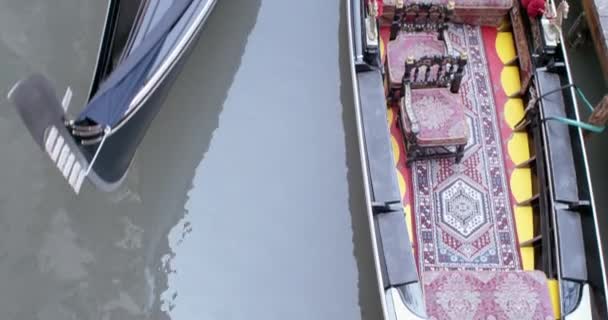베네치아 이탈리아 2019 아래에서 곤돌라를 곤돌라의 — 비디오