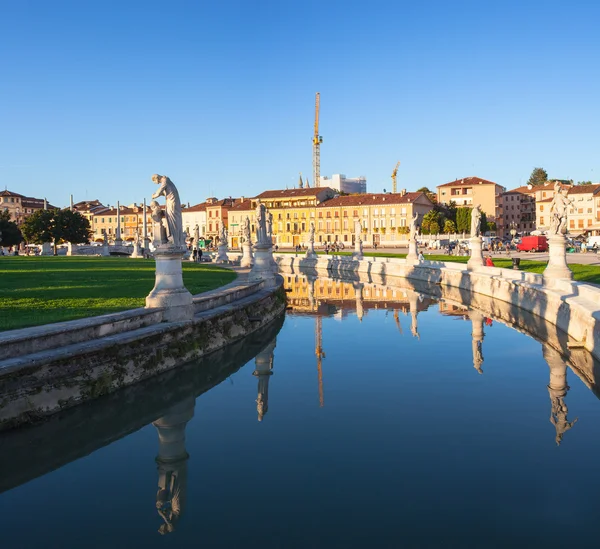 Prato della Valle, Padwa — Zdjęcie stockowe