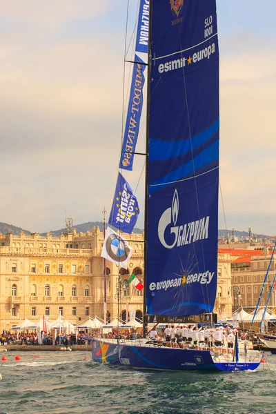 Esimit Europa 2 ganador de la 46 regata de Barcolana en Trieste — Foto de Stock