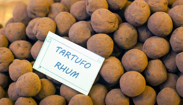 Balls of chocolate truffle — Stock Photo, Image