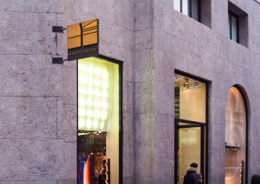 Milan sokakta Montenapoleone