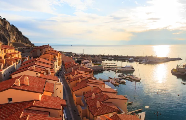 Porto piccolo, Sistina. Italië — Stockfoto