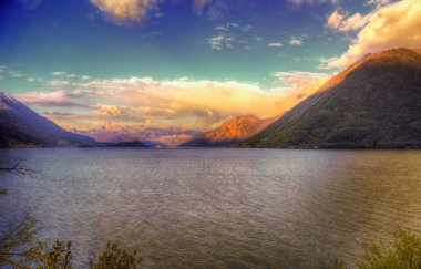 Lake Lugano veya Ceresio Gölü