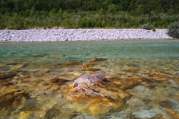 Soca floden i Slovenien, Europa — Stockfoto