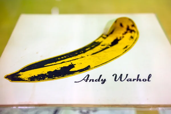 Słynnego banana zaprojektowany przez Andy Warhol — Zdjęcie stockowe