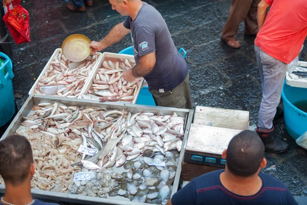 Рыбный рынок, Катания — стоковое фото