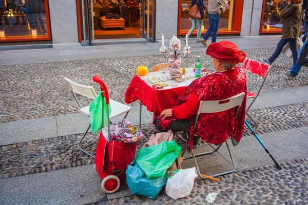 Contador de fortunas na rua — Fotografia de Stock