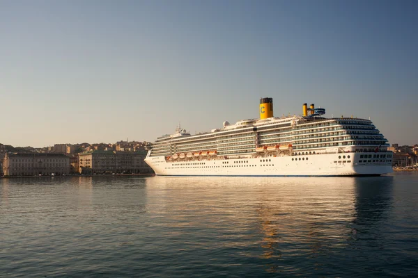 View of cruise ship — Stock Photo, Image