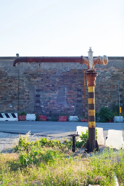 Industriële water pole — Stockfoto