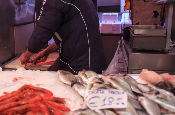 Blick auf den Fischmarkt — Stockfoto