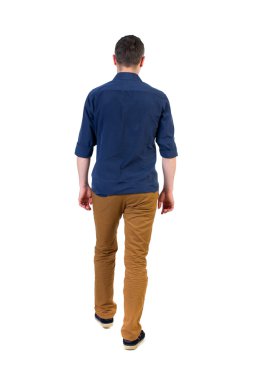 Arkadan görünüş-yakışıklı bir adam olacak.