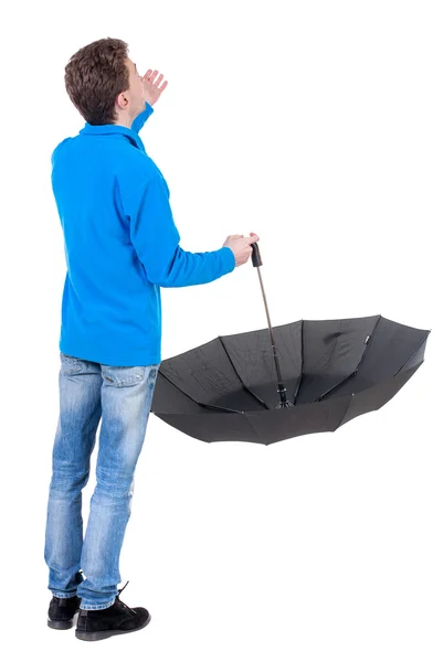 若い人間が傘の下の白いニット セーター — ストック写真