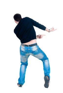 genç adam dans. arka görünüm.
