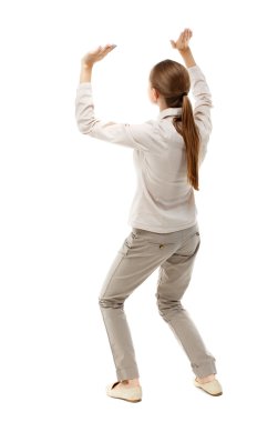 Ne düşmesini elleri arkadan görünüm kadının korur