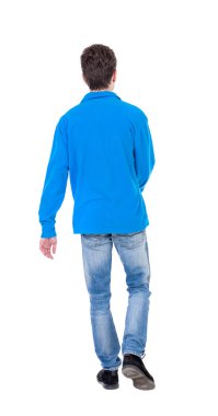 Arkadan görünüş yakışıklı bir adam olacak. genç adam yürüme