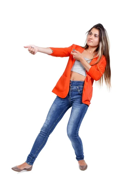 Vista posteriore di una ragazza in piedi, tirando una corda dall'alto o si aggrappano a s — Foto Stock