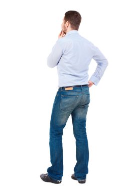 Adam arkadan görünüm. Genç adam.