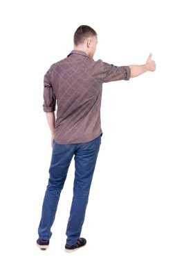 Adam baş parmağını kaldırdı