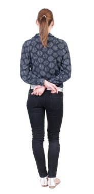 duran kadın kot pantolon arkadan görünüm