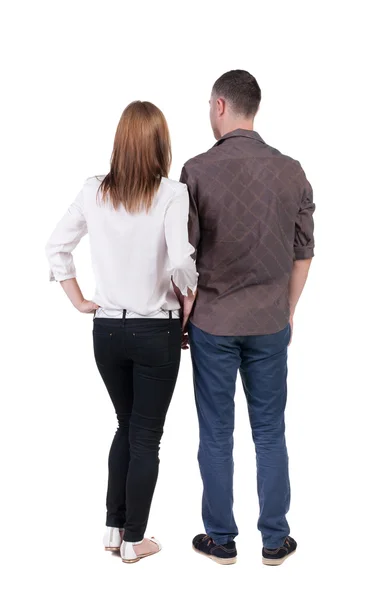 Vista posterior de la joven pareja abrazando — Stockfoto