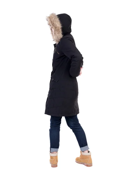 Frau in Winterjacke — Stockfoto