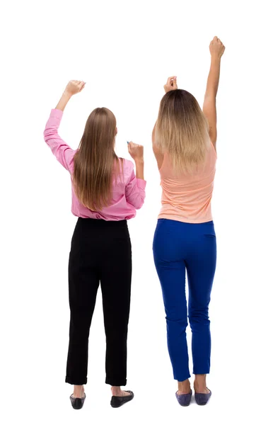 Dos mujeres jóvenes bailando . — Foto de Stock