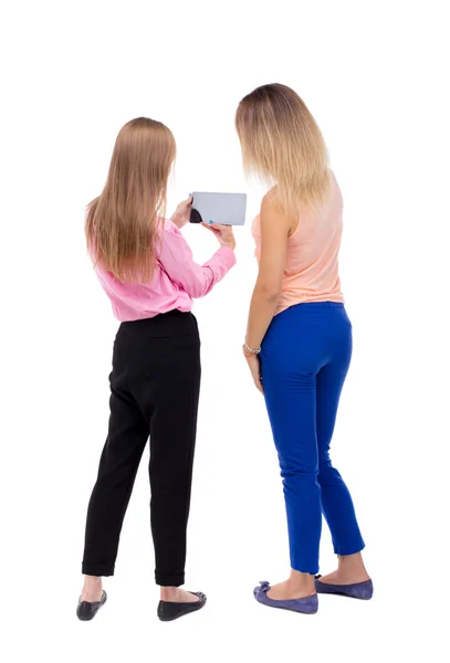 Twee jonge vrouwen — Stockfoto