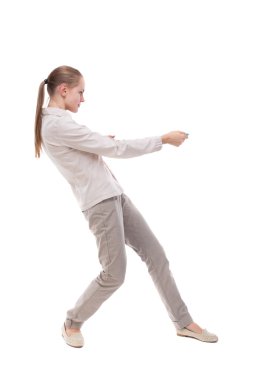 Kız bir halat çekme