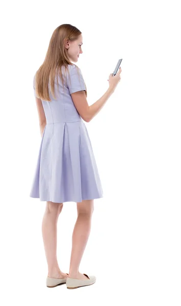 Mujer usando un teléfono móvil — Foto de Stock