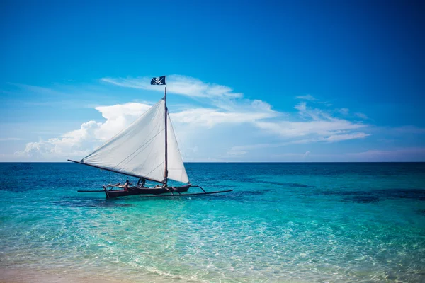 Barco en el mar — Foto de Stock